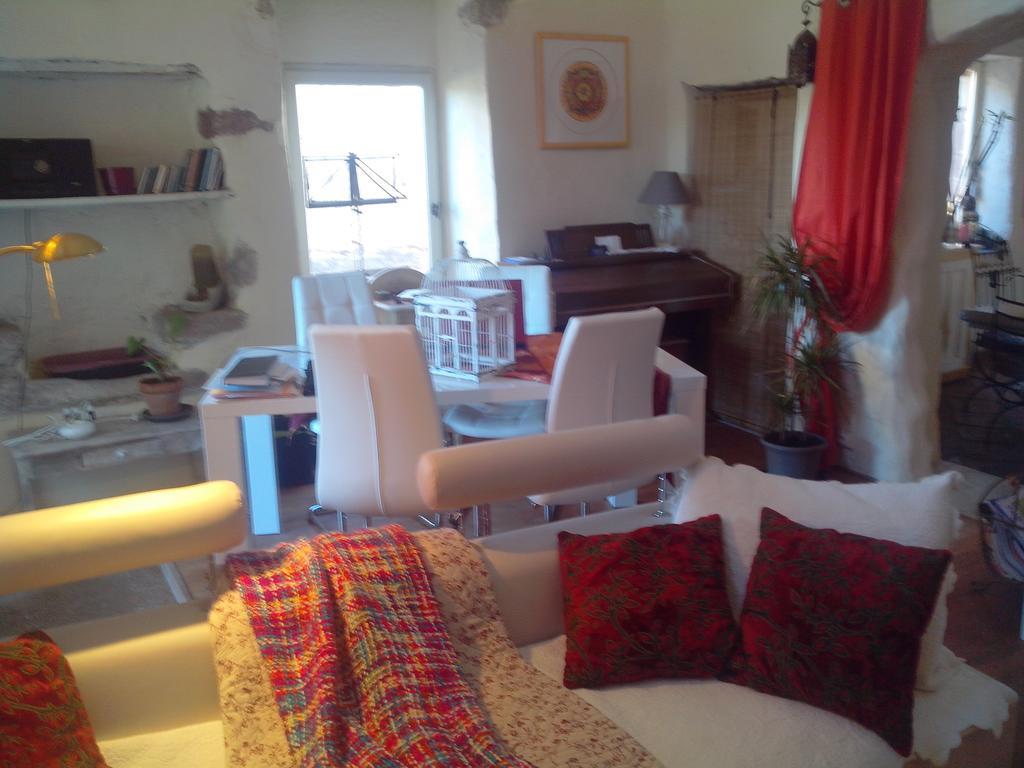 Le Clos De La Source Bed & Breakfast Le Bousquet-d'Orb Dış mekan fotoğraf